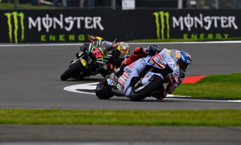 MotoGP Silverstone 2023 in TV oggi: Live streaming gara, Griglia di partenza, Posizioni e Classifica 1 Diretta MotoGP Silverstone 2023 gara live oggi. Griglia partenza, posizioni e classifica