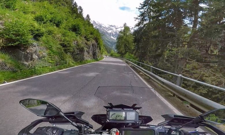 Passo del Tonale in moto: un classico alla portata di mano 1 Passo del Tonale in moto: un classico a portata di mano