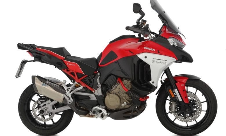 Proteggi il serbatoio della tua Multistrada V4 con i tamponi Wunderlich 1 Proteggete il serbatoio della vostra Multistrada V4 con i tamponi Wunderlich