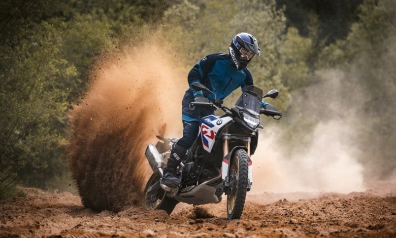 BMW F 900 GS, F 900 GS Adventure e F 800 GS: quanto sono state modificate! 1 BMW F 900 GS, F 900 GS Adventure e F 800 GS: quanto sono cambiate!