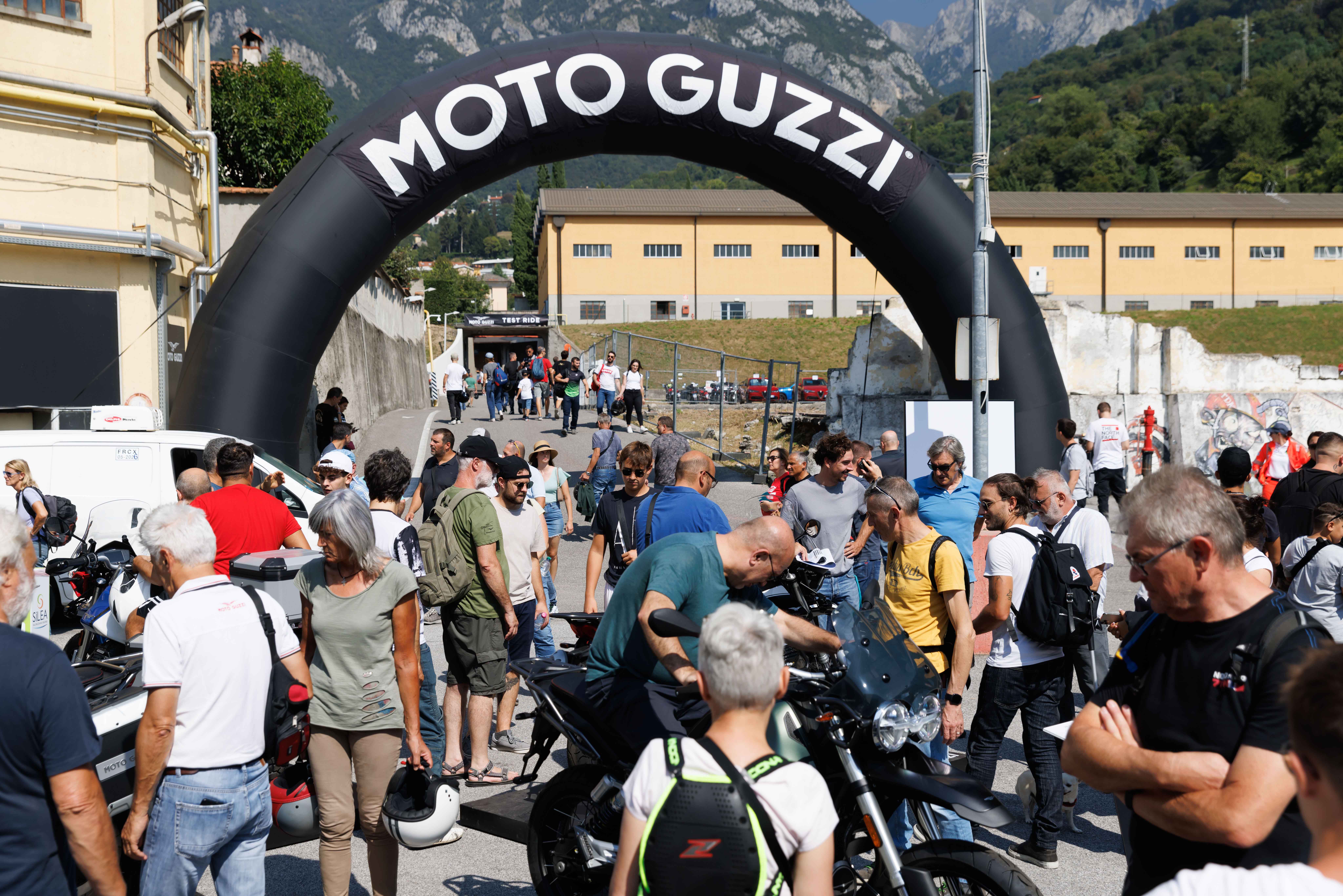 Moto Guzzi, numeri record per l'OPEN HOUSE 2023