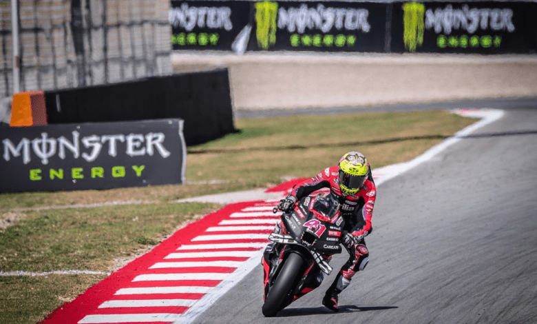 MotoGP 2023 Barcellona - Aleix Espargaró trionfa su Bagnaia 1 MotoGP 2023 Barcellona - Aleix Espargaró vince davanti a Bagnaia