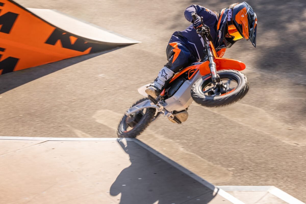 KTM presenta la SX-E 2 Full Electric: la più piccola della gamma 1 KTM presenta la SX-E 2 Full Electric: è la più piccola della gamma