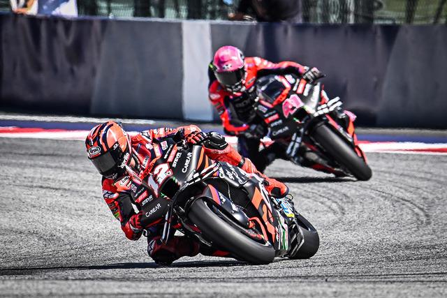 MotoGP 2023, doppietta Aprilia nel venerdì del GP d’Indonesia