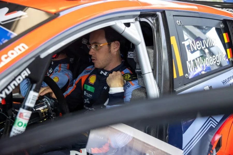 WRC Rally Svezia: Adrien Fourmaux fuori gioco, Neuville si riprende il 3º posto 4 Neuville approfitta della situazione