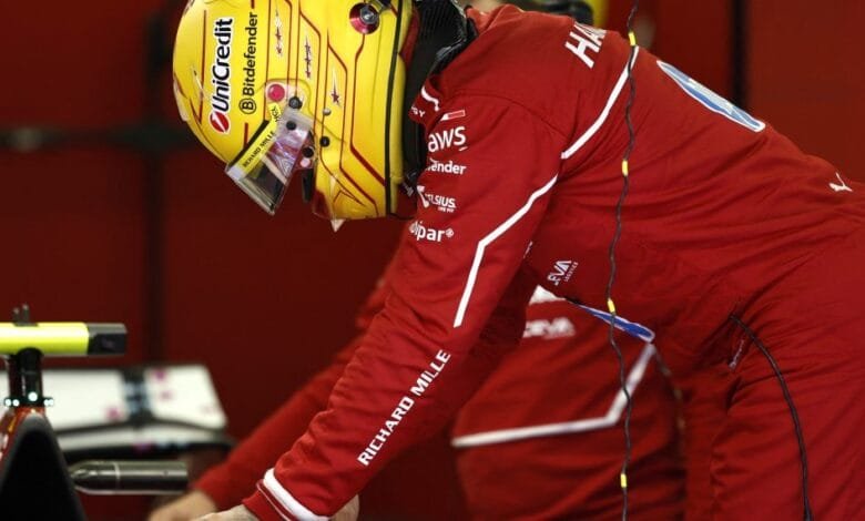 Ferrari, Hamilton e i test in Bahrain: problemi al cambio e bilanciamento da trovare 1 Ferrari, Hamilton